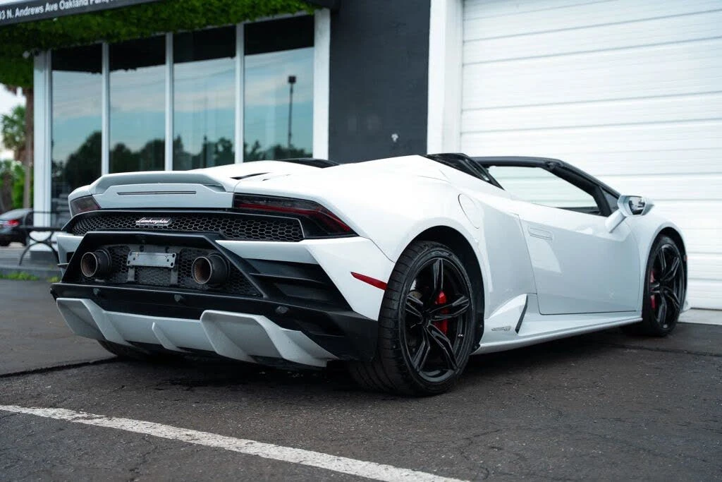 2021 Lamborghini Huracan LP610-2 EVO - Image 3 of 31