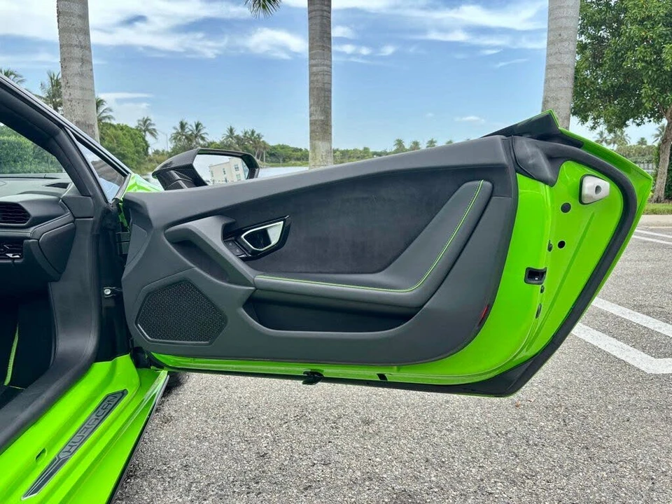 2021 Lamborghini Huracan LP610-2 EVO - Image 22 of 29