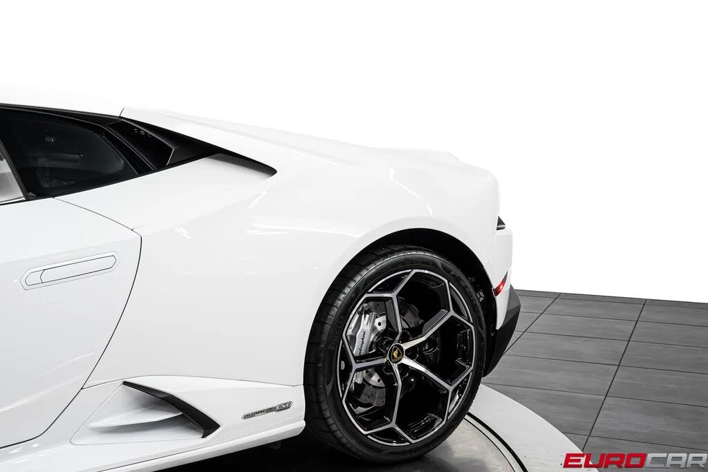 2021 Lamborghini Huracan LP610-2 EVO - Image 15 of 31