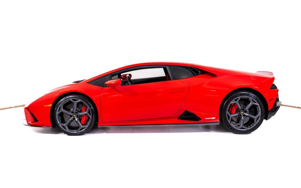2021 Lamborghini Huracan LP610-2 EVO - Image 2 of 23