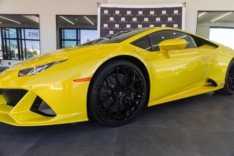 2021 Lamborghini Huracan LP640-4 EVO - Image 12 of 31