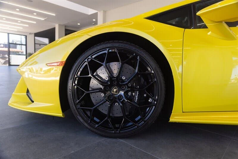 2021 Lamborghini Huracan LP640-4 EVO - Image 21 of 31