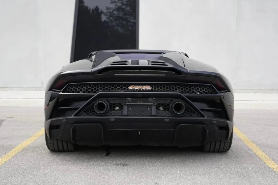2021 Lamborghini Huracan - Image 4 of 10