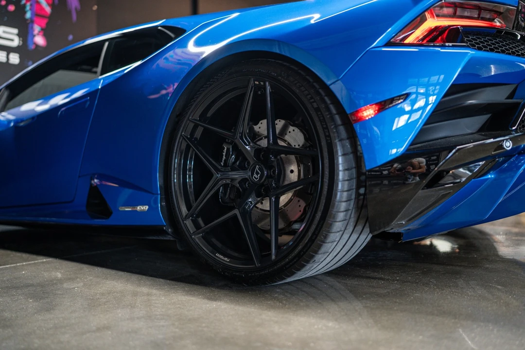 2021 Lamborghini Huracan - Image 14 of 23