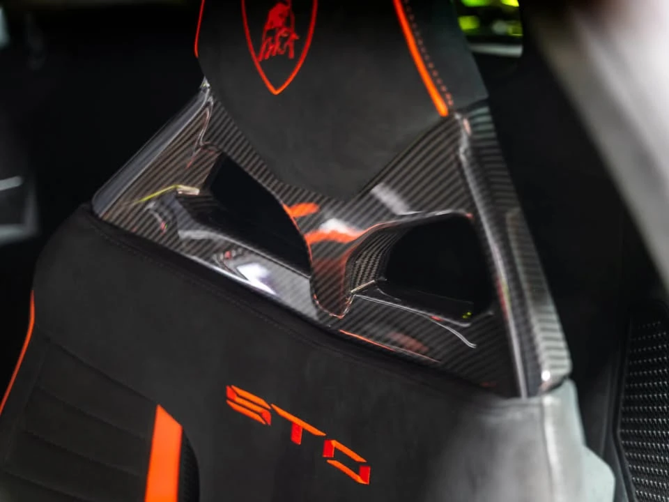 2021 Lamborghini Huracan LP640-2 STO - Image 2 of 17