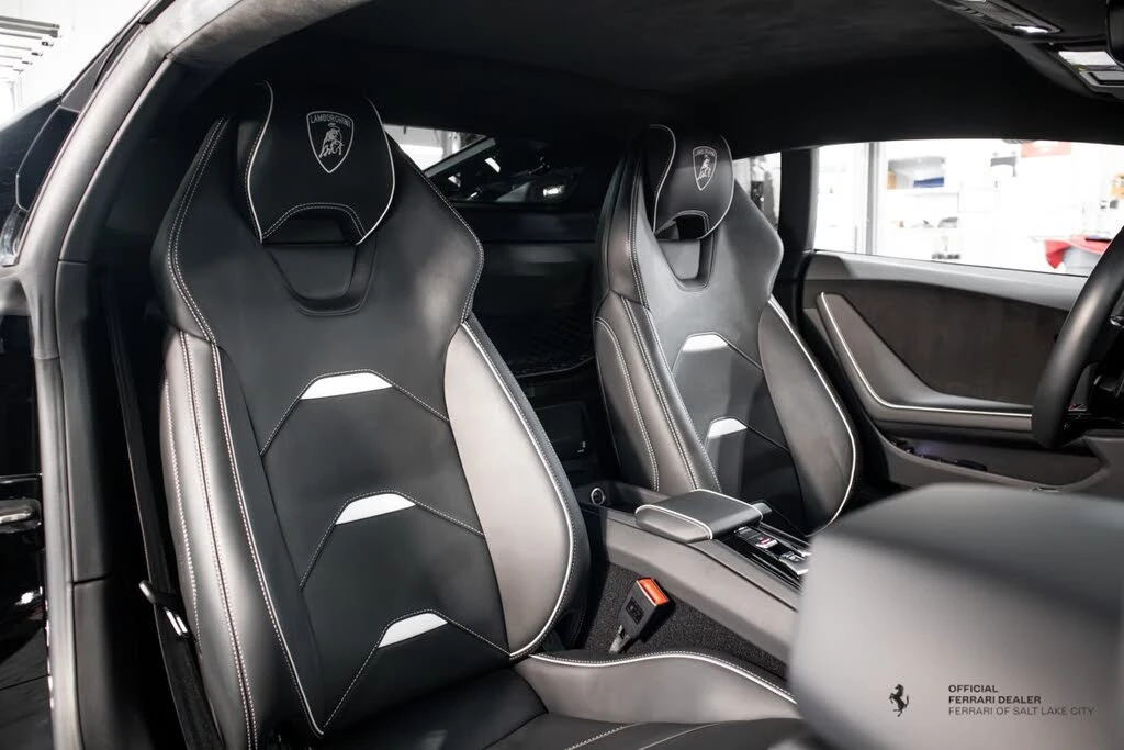 2021 Lamborghini Huracan - Image 14 of 18