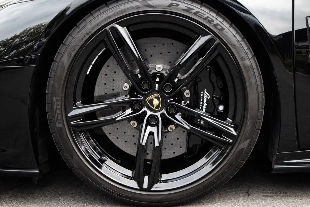 2021 Lamborghini Huracan - Image 12 of 18