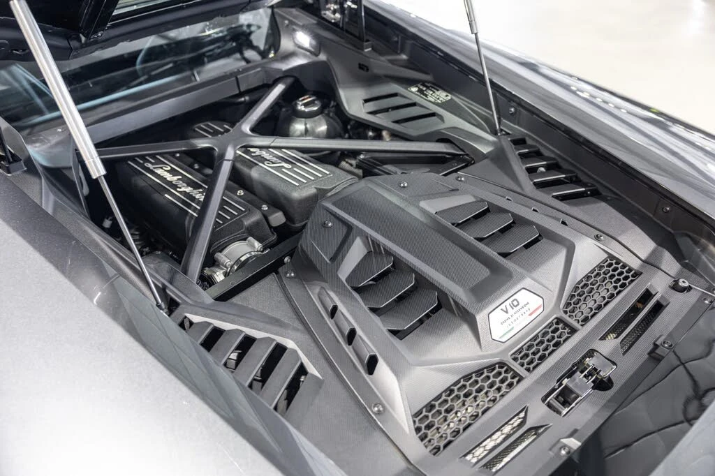 2021 Lamborghini Huracan - Image 28 of 31