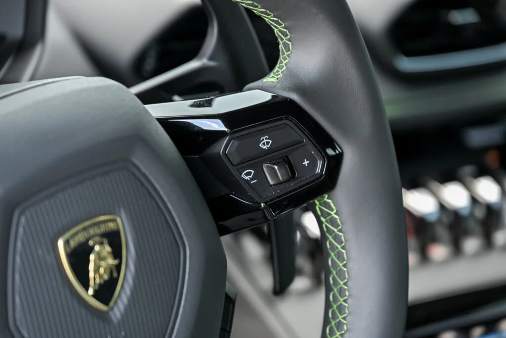 2021 Lamborghini Huracan - Image 27 of 31