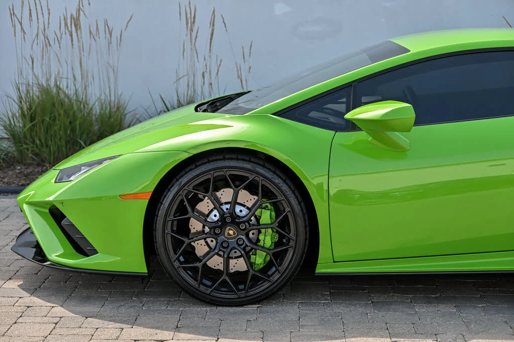 2021 Lamborghini Huracan - Image 11 of 31