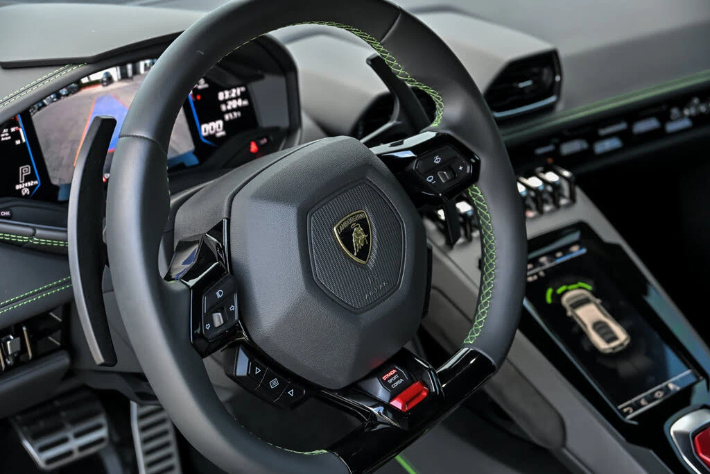 2021 Lamborghini Huracan - Image 25 of 31