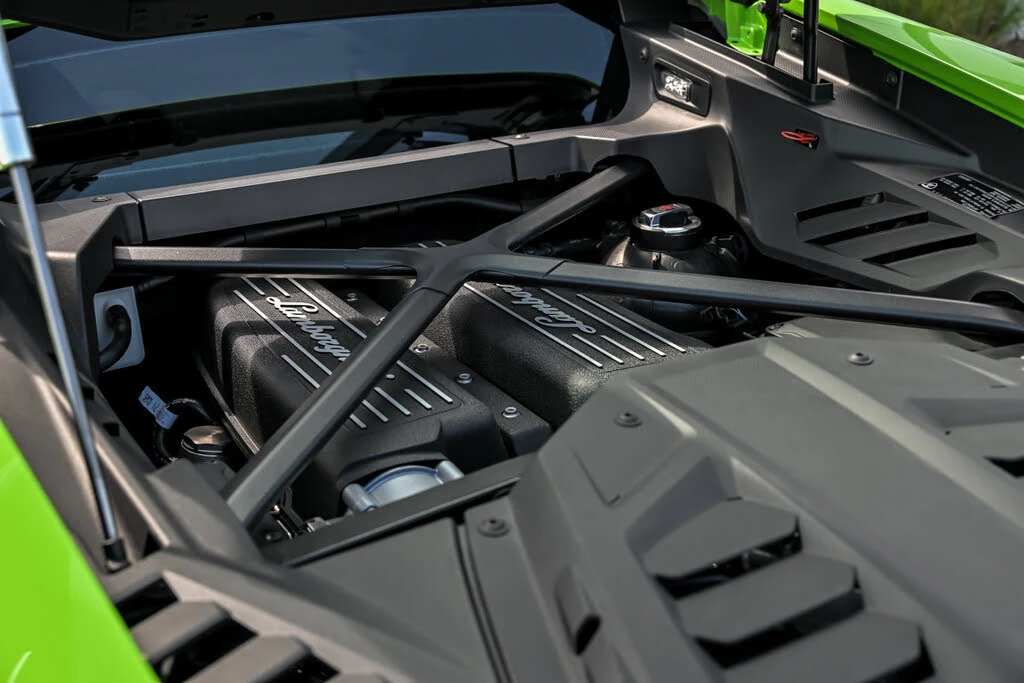2021 Lamborghini Huracan - Image 19 of 31
