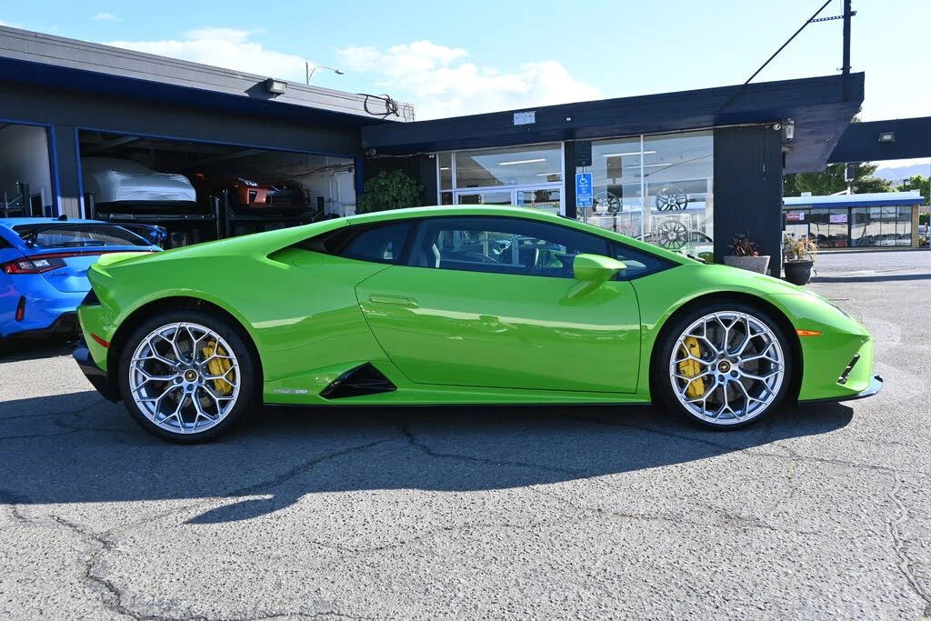 2021 Lamborghini Huracan - Image 17 of 31