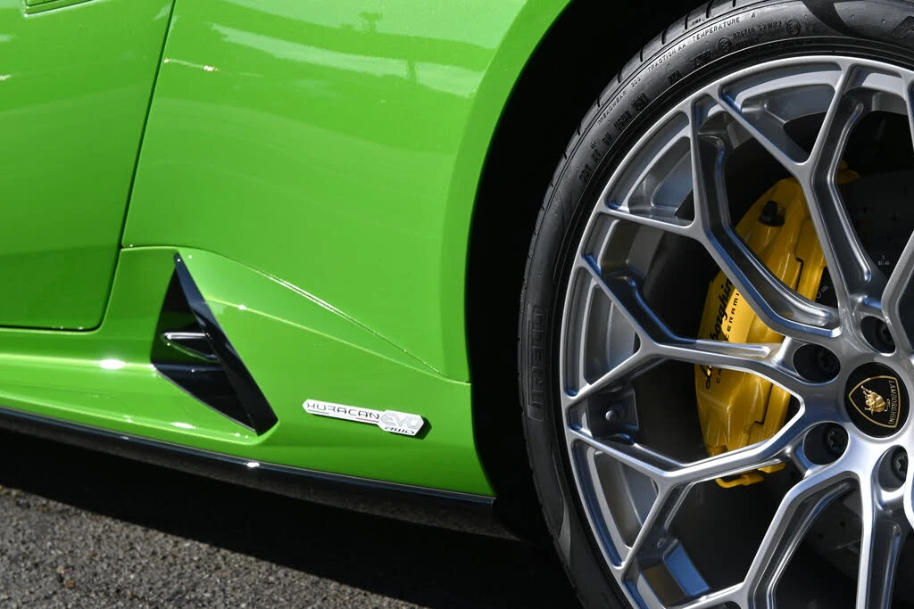 2021 Lamborghini Huracan - Image 9 of 31