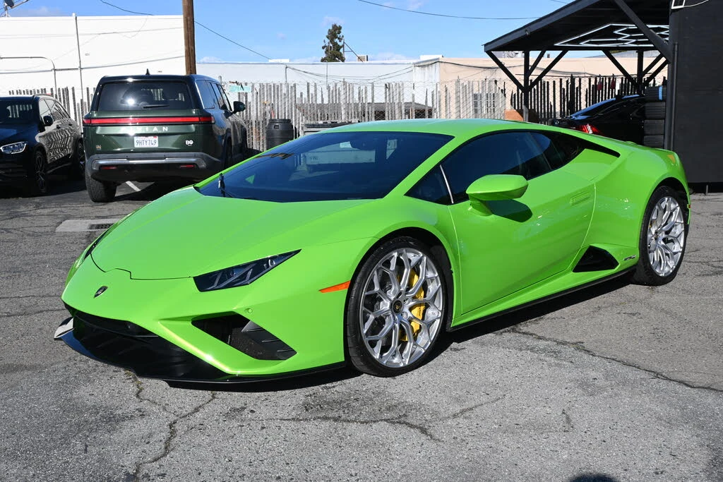 2021 Lamborghini Huracan - Image 2 of 31