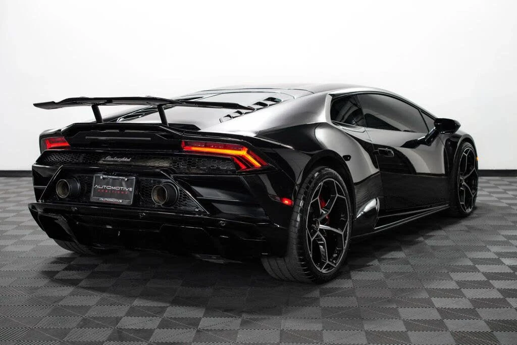 2021 Lamborghini Huracan - Image 11 of 31