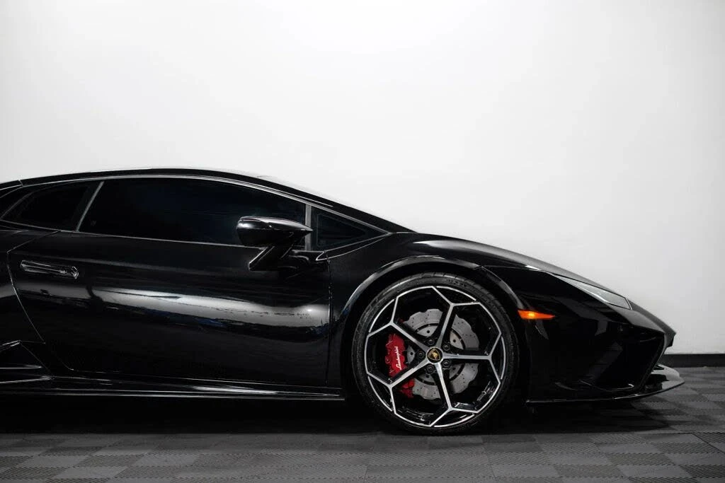 2021 Lamborghini Huracan - Image 10 of 31