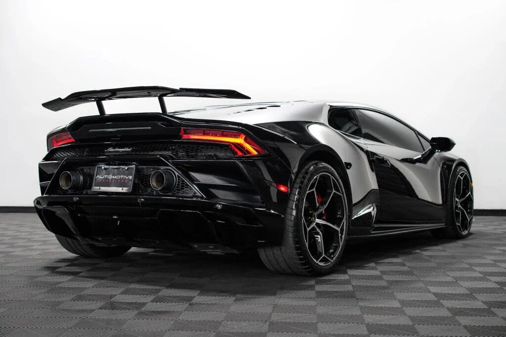 2021 Lamborghini Huracan - Image 12 of 31