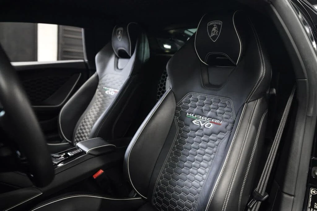 2021 Lamborghini Huracan - Image 26 of 31
