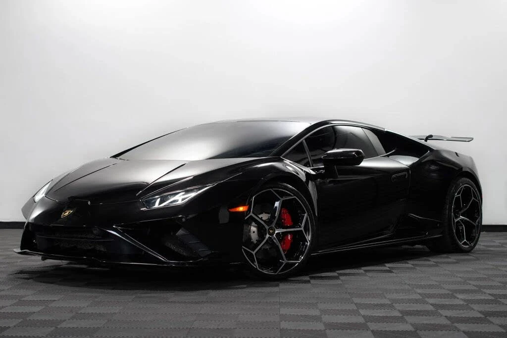 2021 Lamborghini Huracan - Image 2 of 31