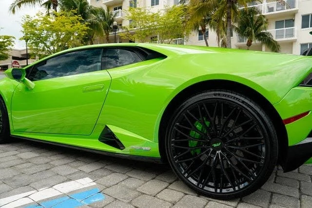 2021 Lamborghini Huracan - Image 18 of 31