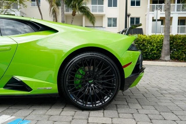2021 Lamborghini Huracan - Image 16 of 31