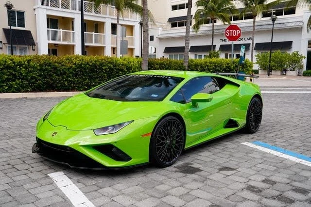 2021 Lamborghini Huracan - Image 2 of 31