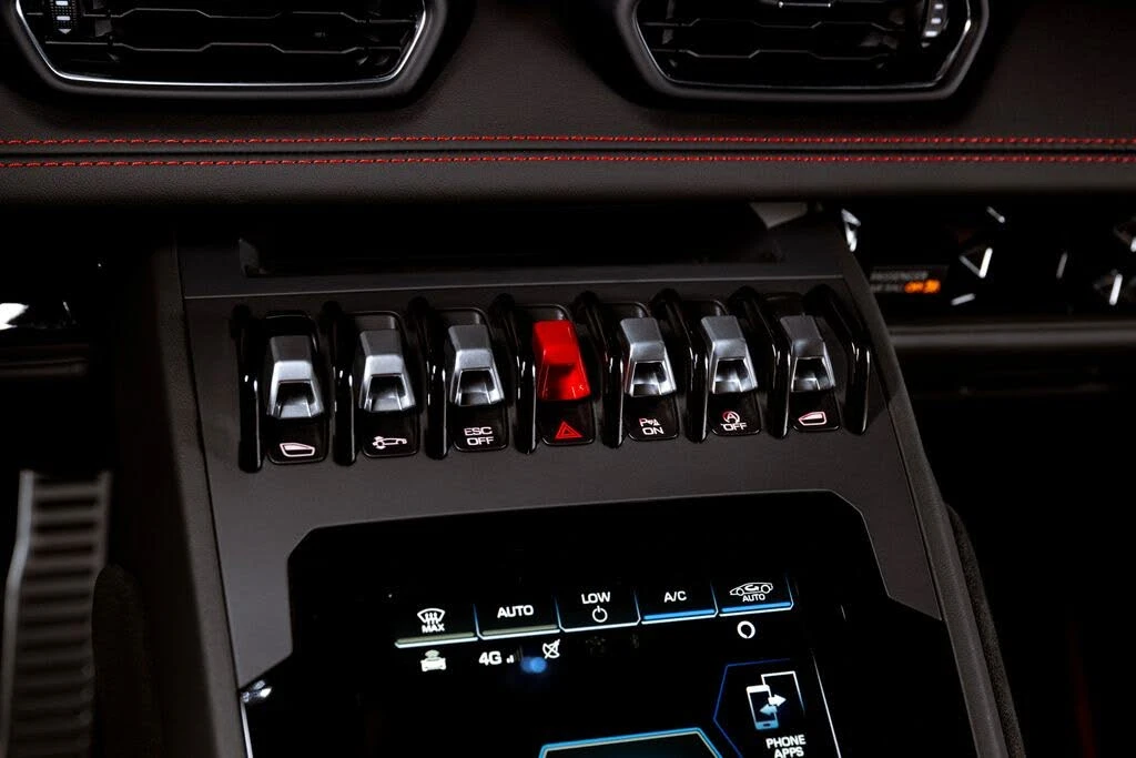 2021 Lamborghini Huracan - Image 18 of 31