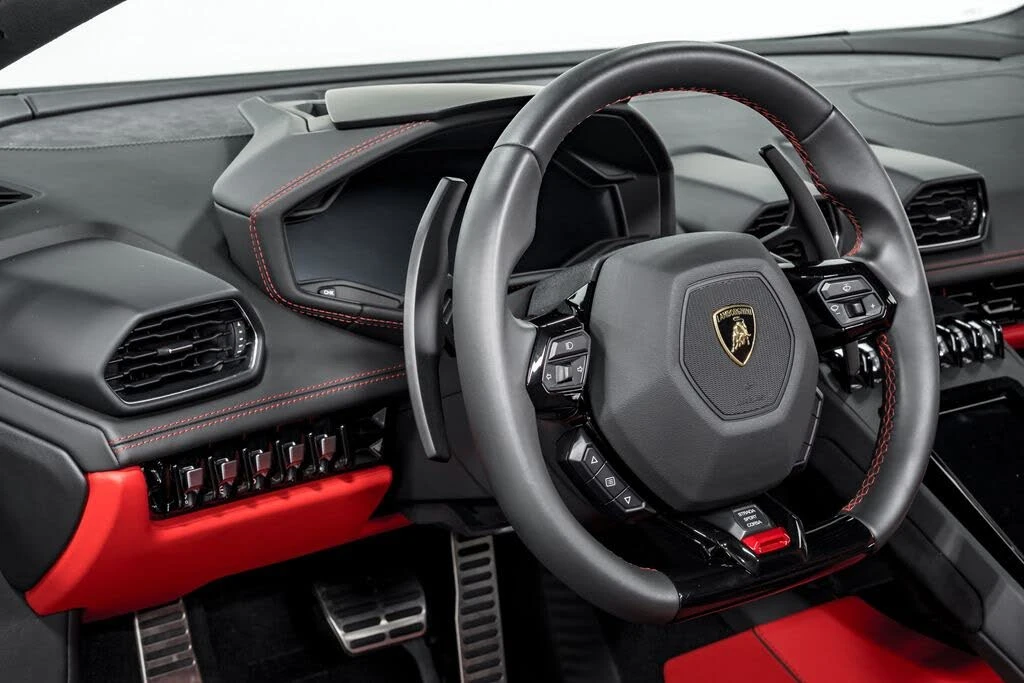 2021 Lamborghini Huracan - Image 13 of 31
