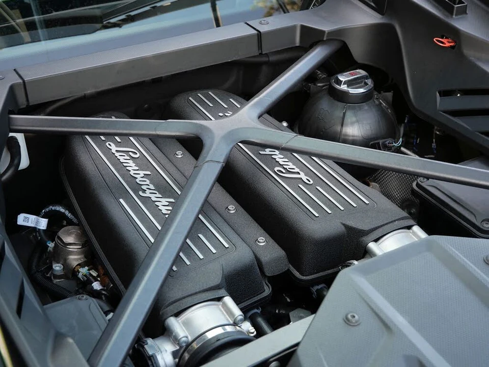 2021 Lamborghini Huracan - Image 22 of 26