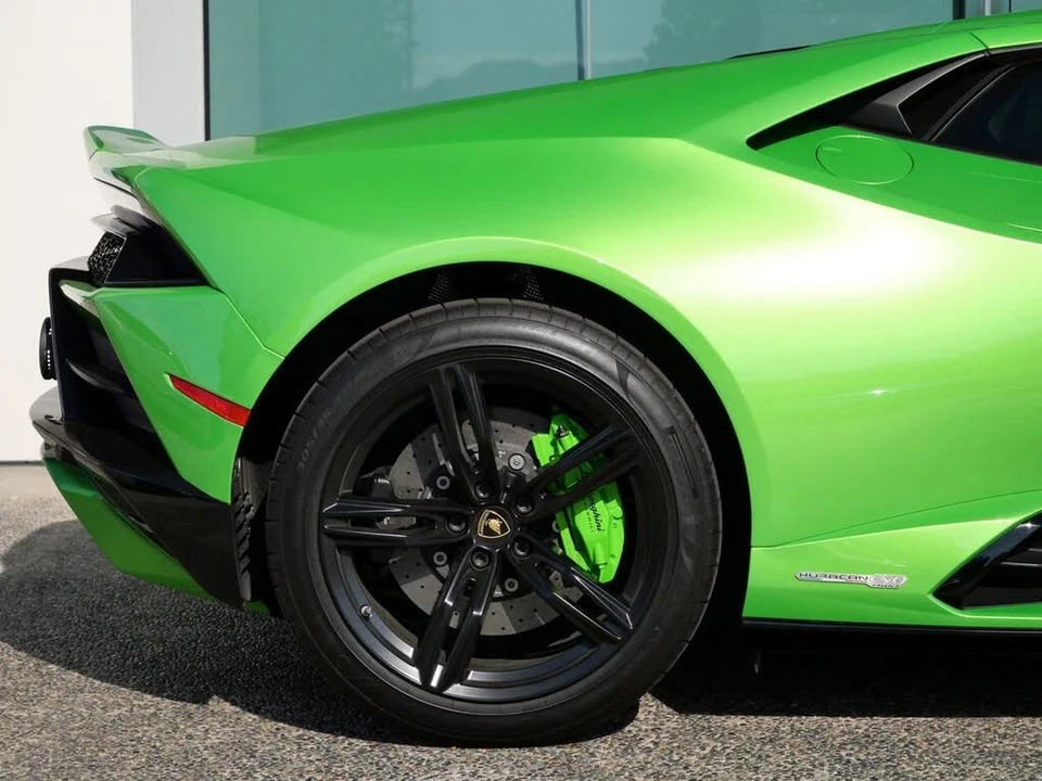 2021 Lamborghini Huracan - Image 12 of 26