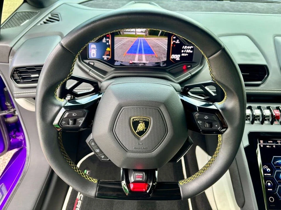 2021 Lamborghini Huracan - Image 13 of 29