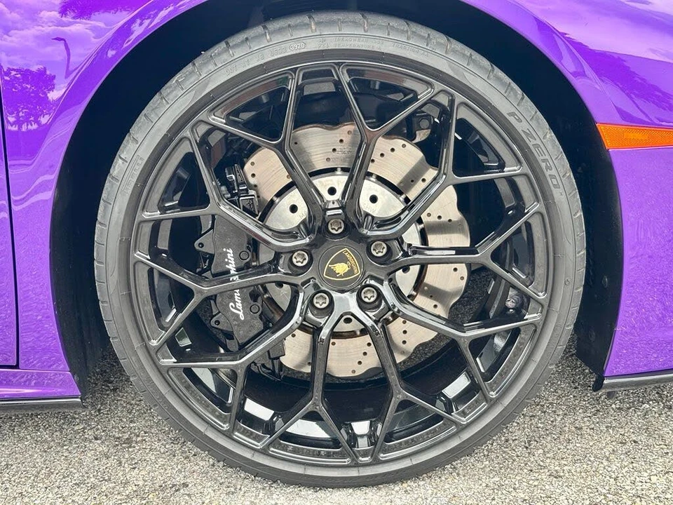 2021 Lamborghini Huracan - Image 15 of 29