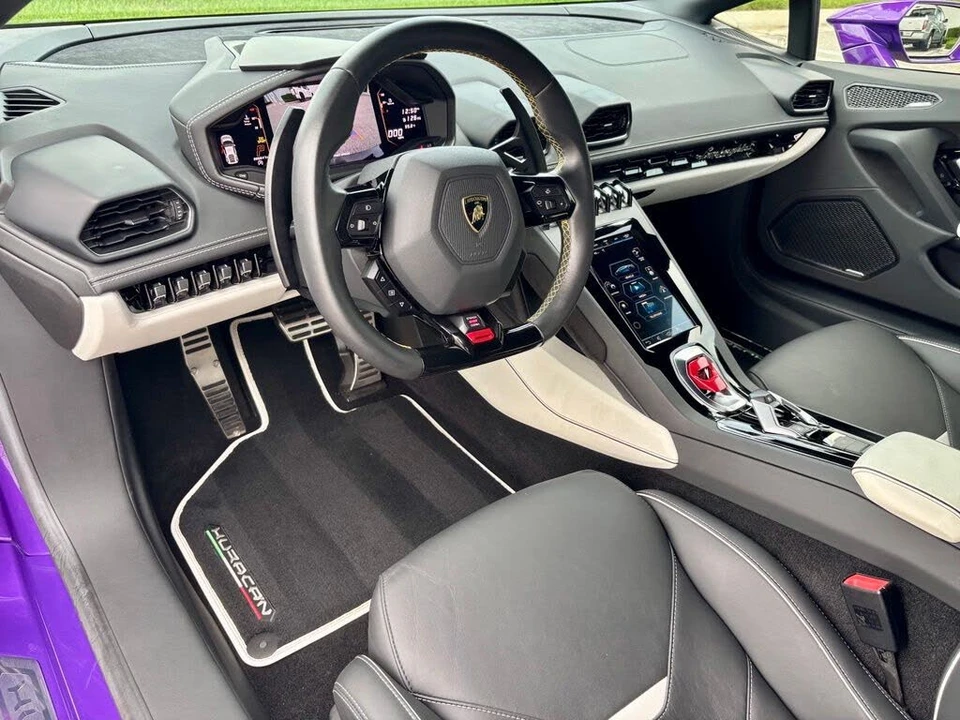 2021 Lamborghini Huracan - Image 18 of 29