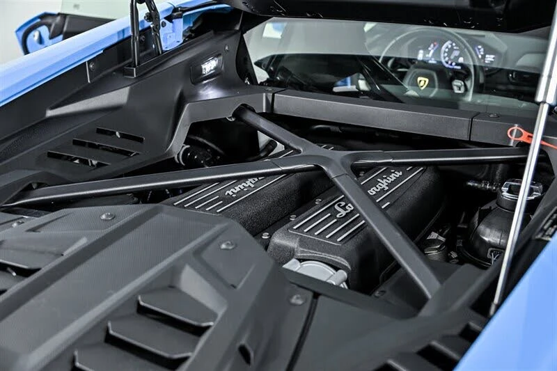 2021 Lamborghini Huracan - Image 13 of 31