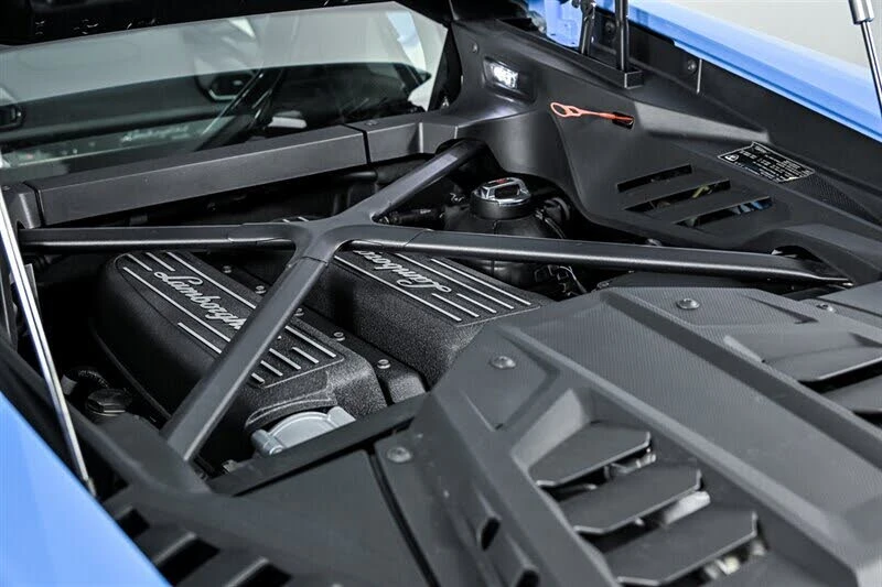 2021 Lamborghini Huracan - Image 12 of 31