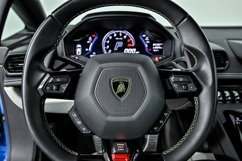 2021 Lamborghini Huracan - Image 23 of 31
