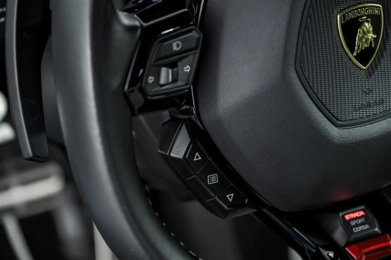 2021 Lamborghini Huracan - Image 20 of 31
