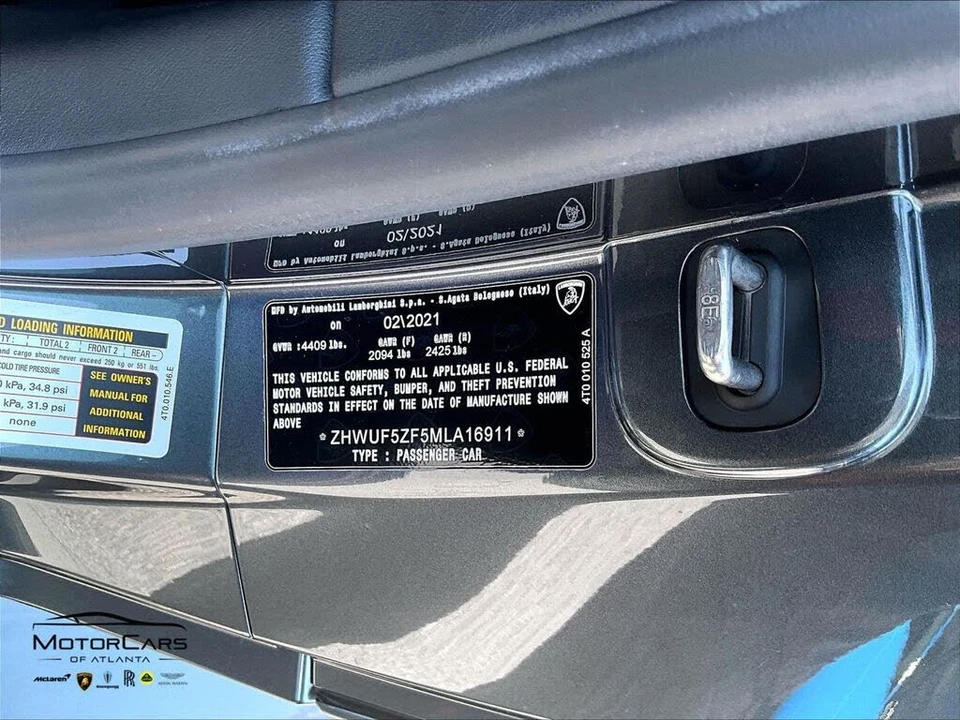 2021 Lamborghini Huracan - Image 27 of 29