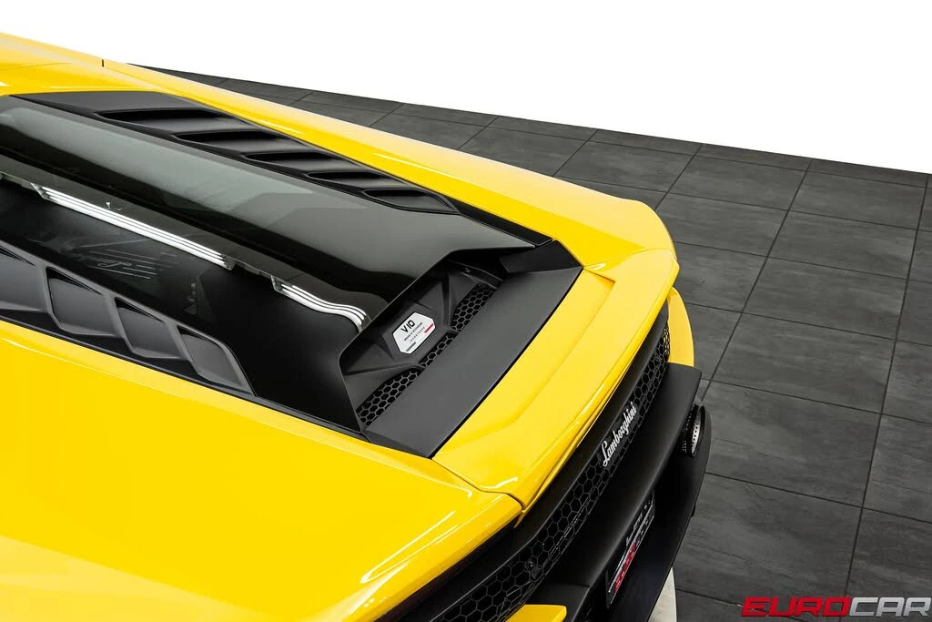 2021 Lamborghini Huracan - Image 18 of 31