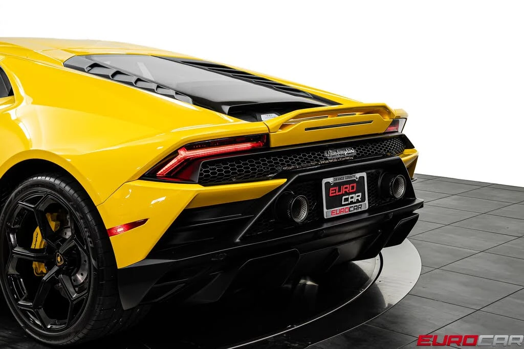 2021 Lamborghini Huracan - Image 17 of 31