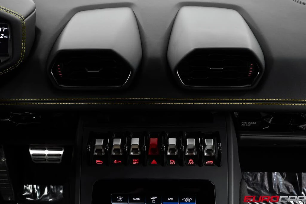 2021 Lamborghini Huracan - Image 31 of 31