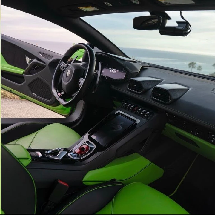 2021 Lamborghini Huracan - Image 9 of 10