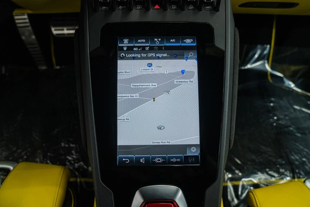 2021 Lamborghini Huracan - Image 16 of 31