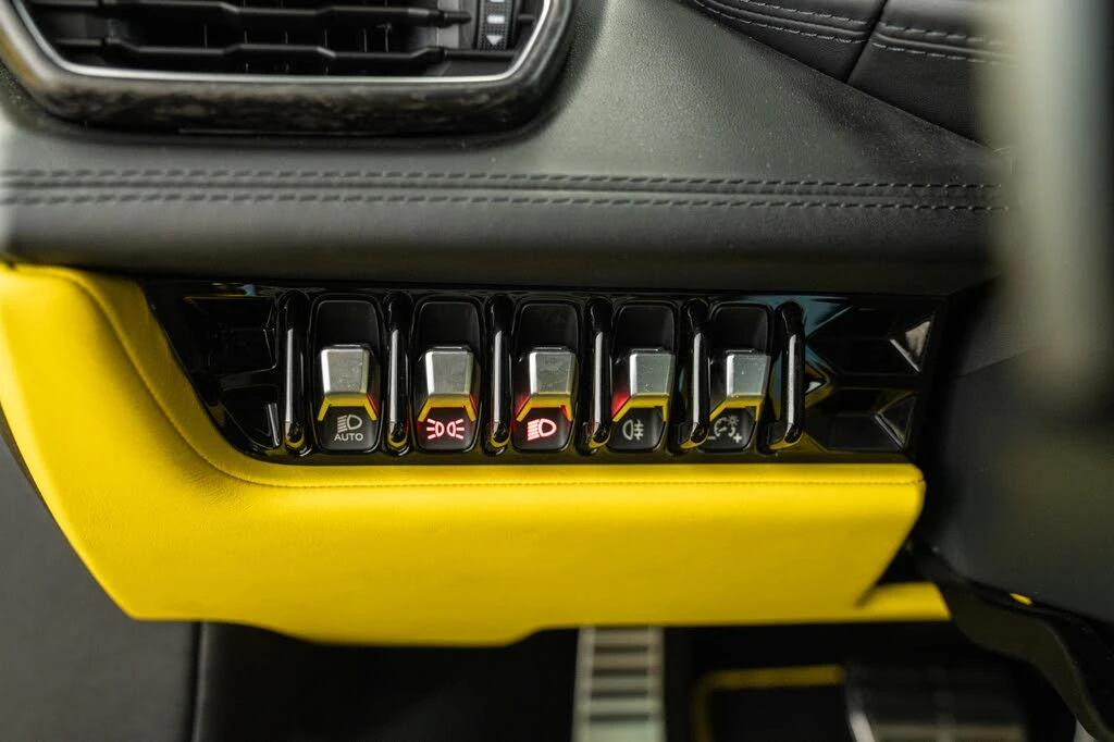 2021 Lamborghini Huracan - Image 26 of 31