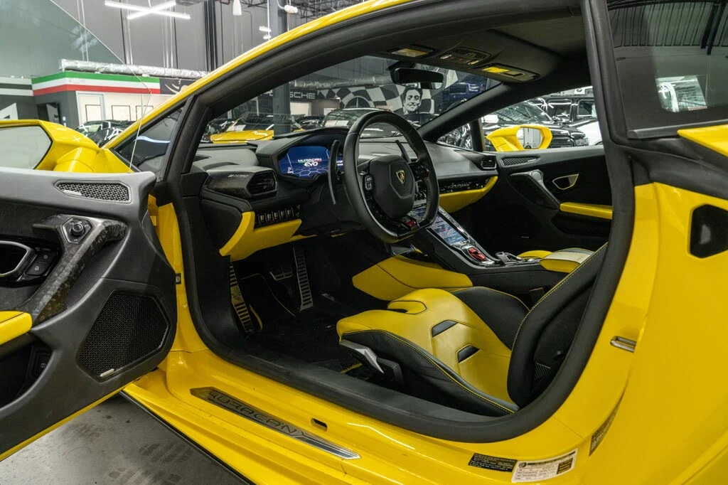 2021 Lamborghini Huracan - Image 23 of 31