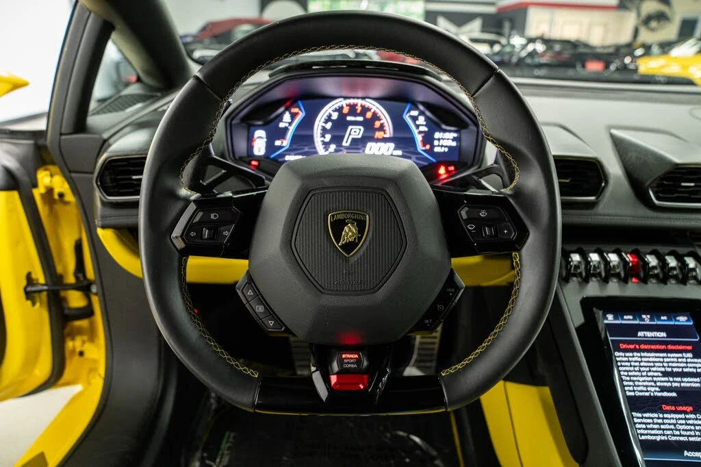 2021 Lamborghini Huracan - Image 14 of 31