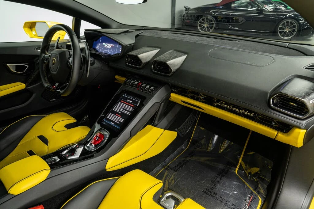 2021 Lamborghini Huracan - Image 13 of 31