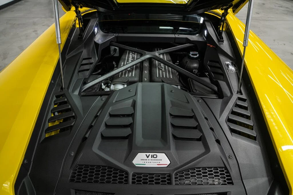 2021 Lamborghini Huracan - Image 11 of 31