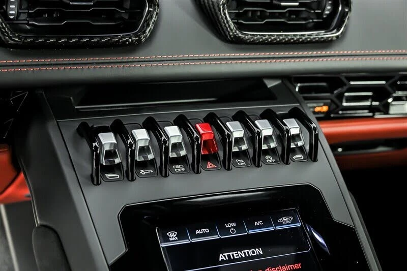 2021 Lamborghini Huracan - Image 27 of 31